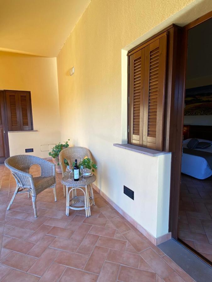Hotel Ristorante Le Querciolaie Dei Ricci ฟอนเตบลันดา ภายนอก รูปภาพ