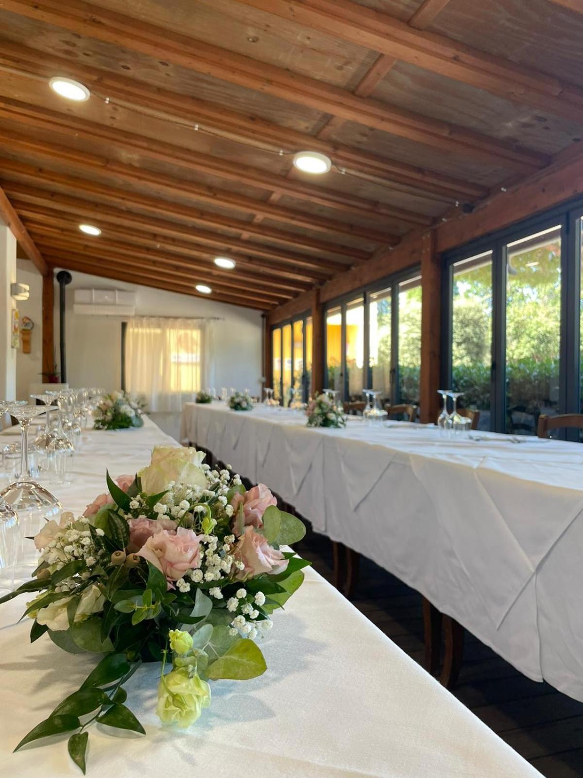 Hotel Ristorante Le Querciolaie Dei Ricci ฟอนเตบลันดา ภายนอก รูปภาพ