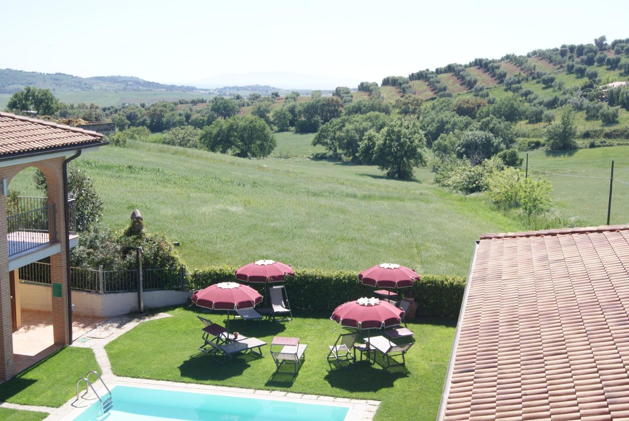 Hotel Ristorante Le Querciolaie Dei Ricci ฟอนเตบลันดา ภายนอก รูปภาพ