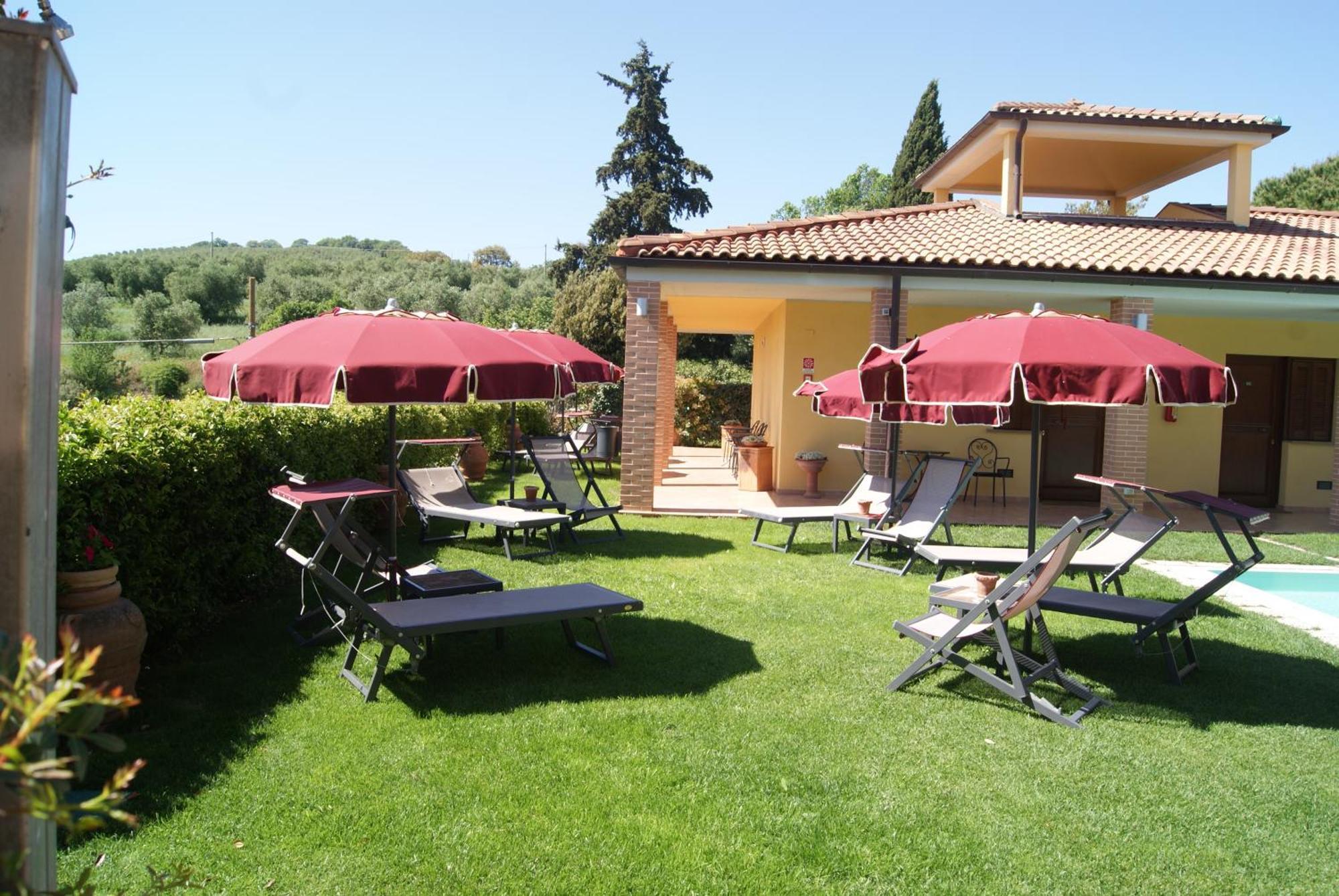 Hotel Ristorante Le Querciolaie Dei Ricci ฟอนเตบลันดา ภายนอก รูปภาพ