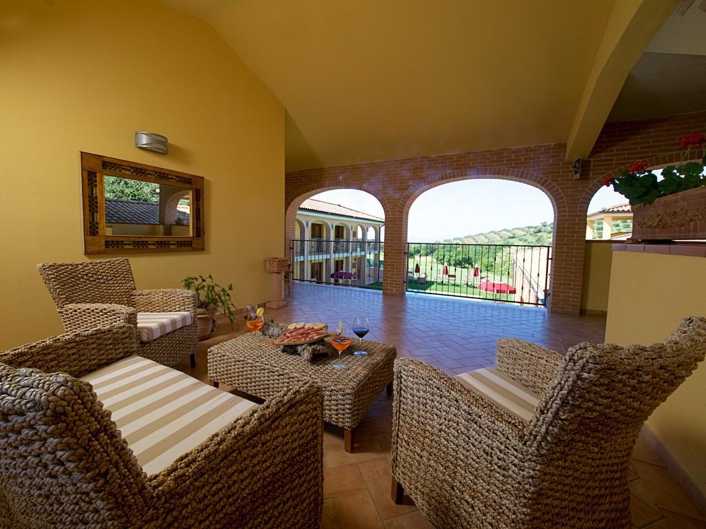Hotel Ristorante Le Querciolaie Dei Ricci ฟอนเตบลันดา ภายนอก รูปภาพ